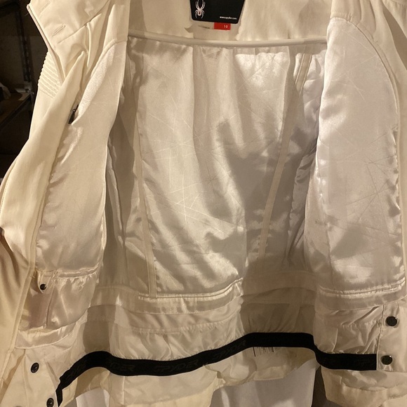 Spyder Down Coat (with Real fur Trim on Hood)❤️ - Picture 6 of 9